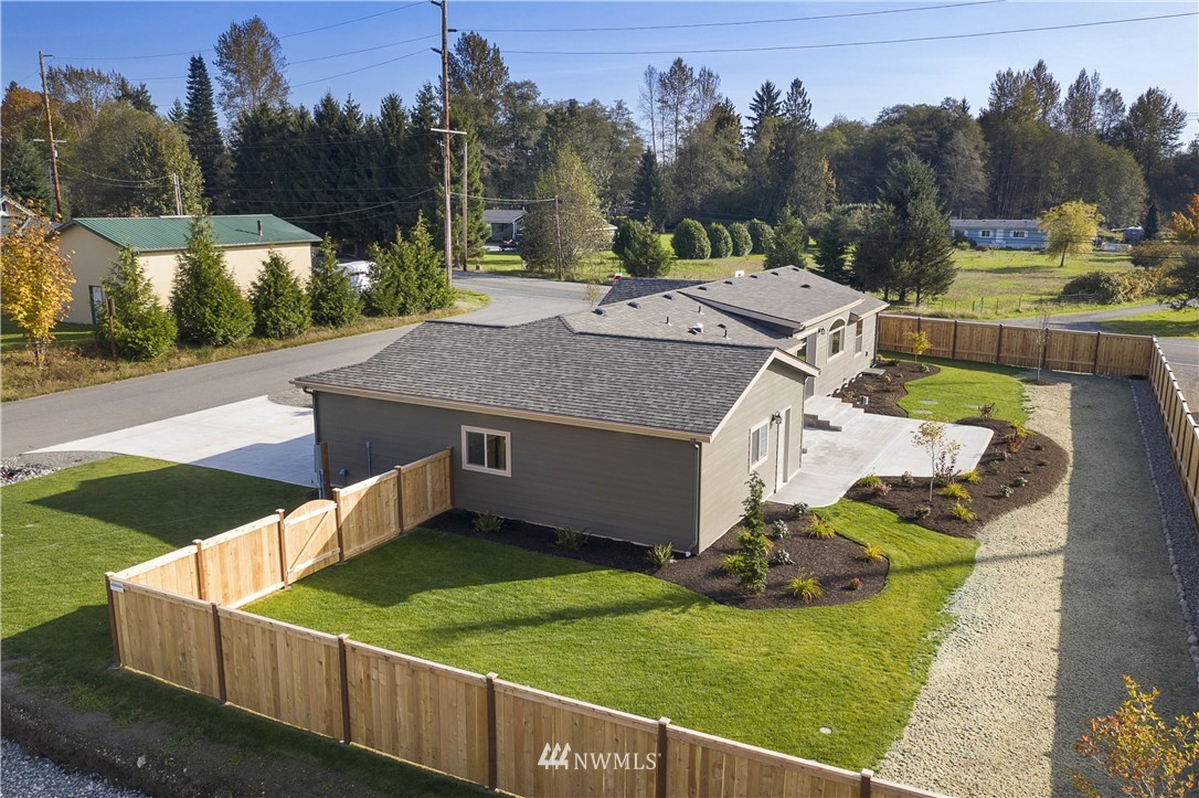 1846 Azure Way Bellingham, WA 98229 - Photo 23 of 25 Gallery Image 23