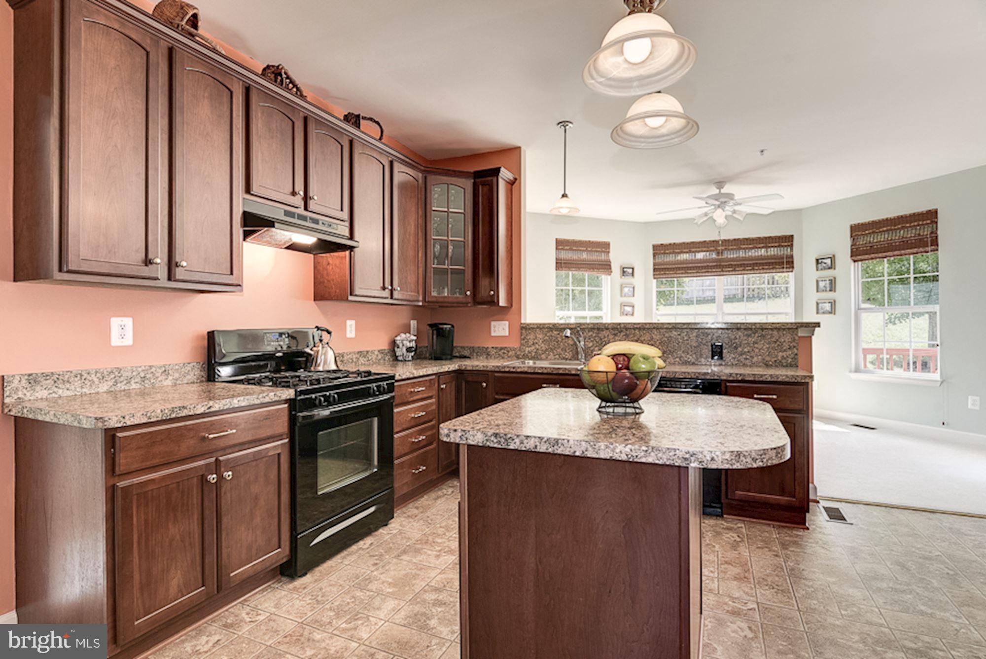 1806 Greysens Ferry Court Point of Rocks, MD 21777 - Photo 16 of 51 Eat-In Kitchen