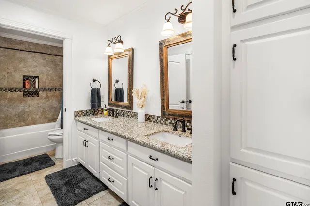 $767,000 | 120 Lookout Court, Hallsville, TX 75650