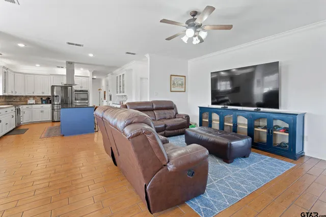 $767,000 | 120 Lookout Court, Hallsville, TX 75650