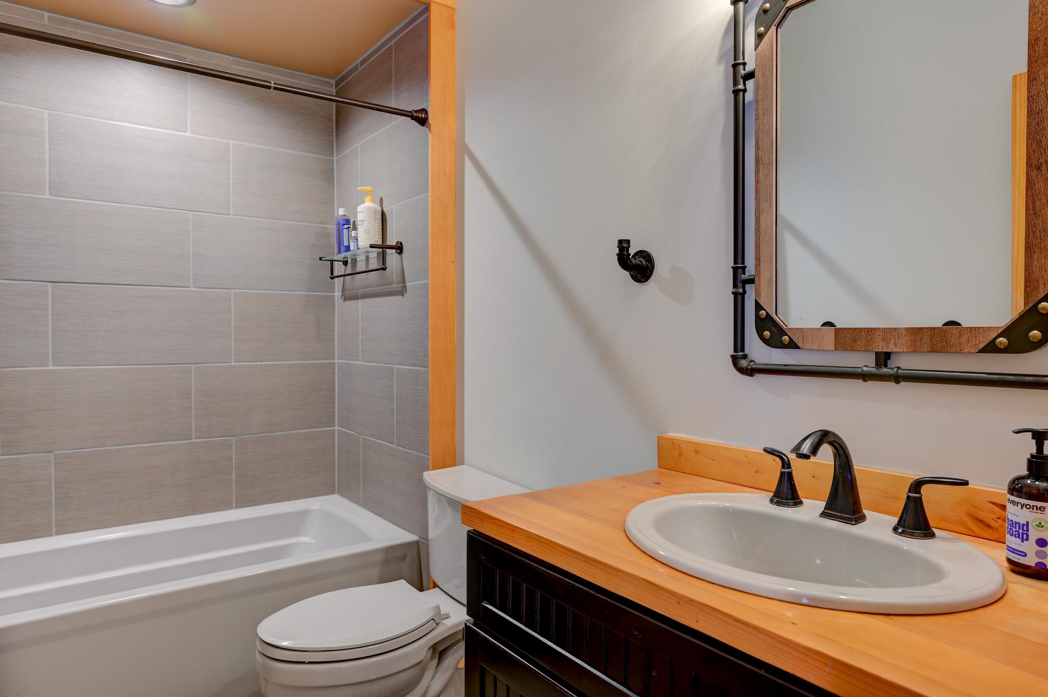 2185 West Side Road Conway, NH 03860 - Photo 13 of 40