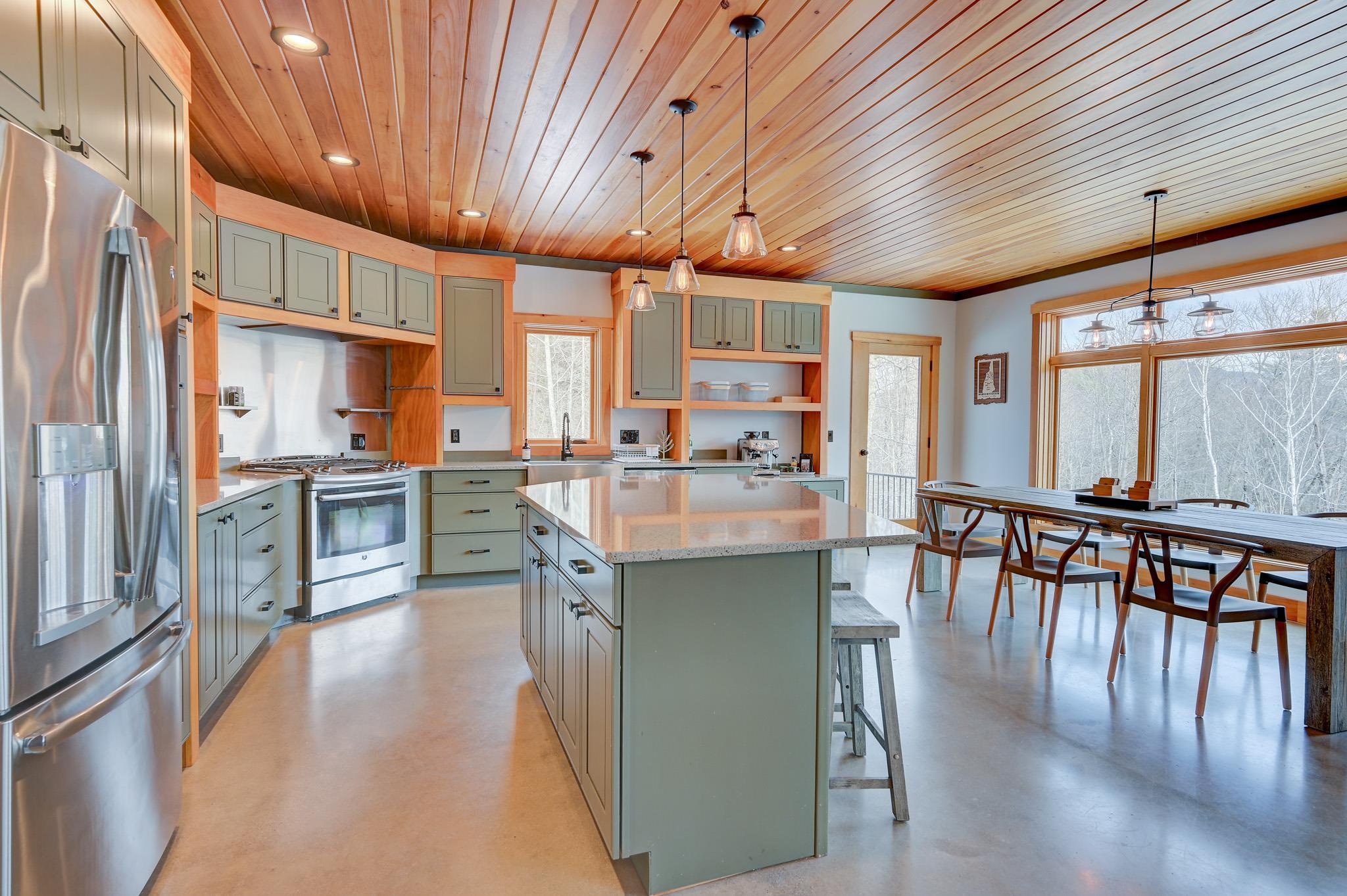 2185 West Side Road Conway, NH 03860 - Photo 6 of 40