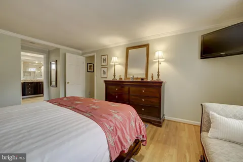 $1,295,000 | 1112 Fallsmead Way, Potomac, MD 20854