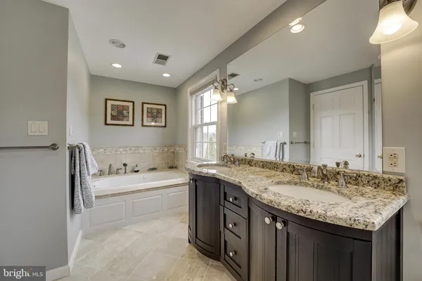 $1,295,000 | 1112 Fallsmead Way, Potomac, MD 20854