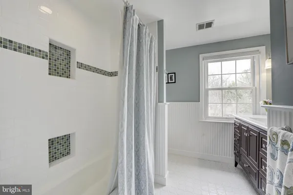 $1,295,000 | 1112 Fallsmead Way, Potomac, MD 20854