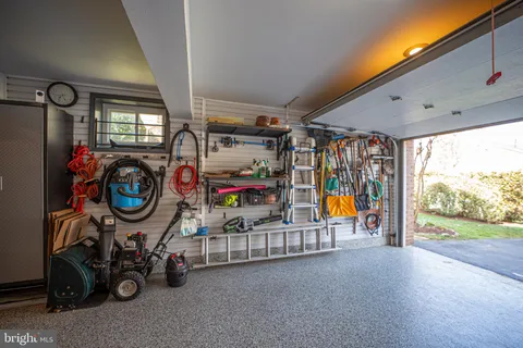 $1,295,000 | 1112 Fallsmead Way, Potomac, MD 20854