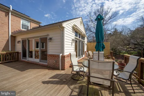 $1,295,000 | 1112 Fallsmead Way, Potomac, MD 20854