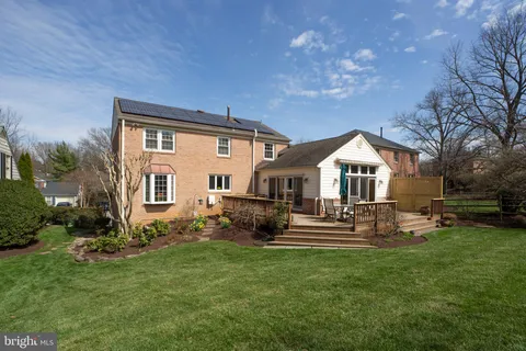 $1,295,000 | 1112 Fallsmead Way, Potomac, MD 20854