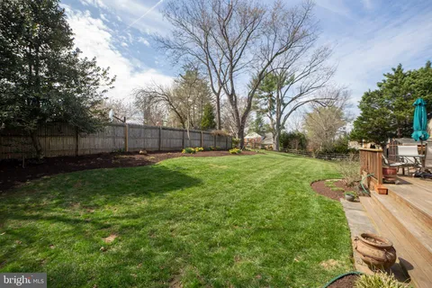 $1,295,000 | 1112 Fallsmead Way, Potomac, MD 20854