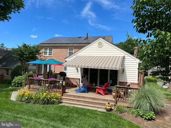 $1,295,000 | 1112 Fallsmead Way, Potomac, MD 20854