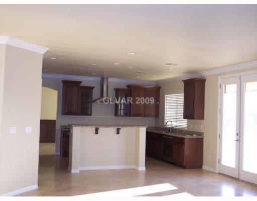 10057 Portula Valley Street Las Vegas, NV 89178 - Photo 4 of 7 Kitchen.