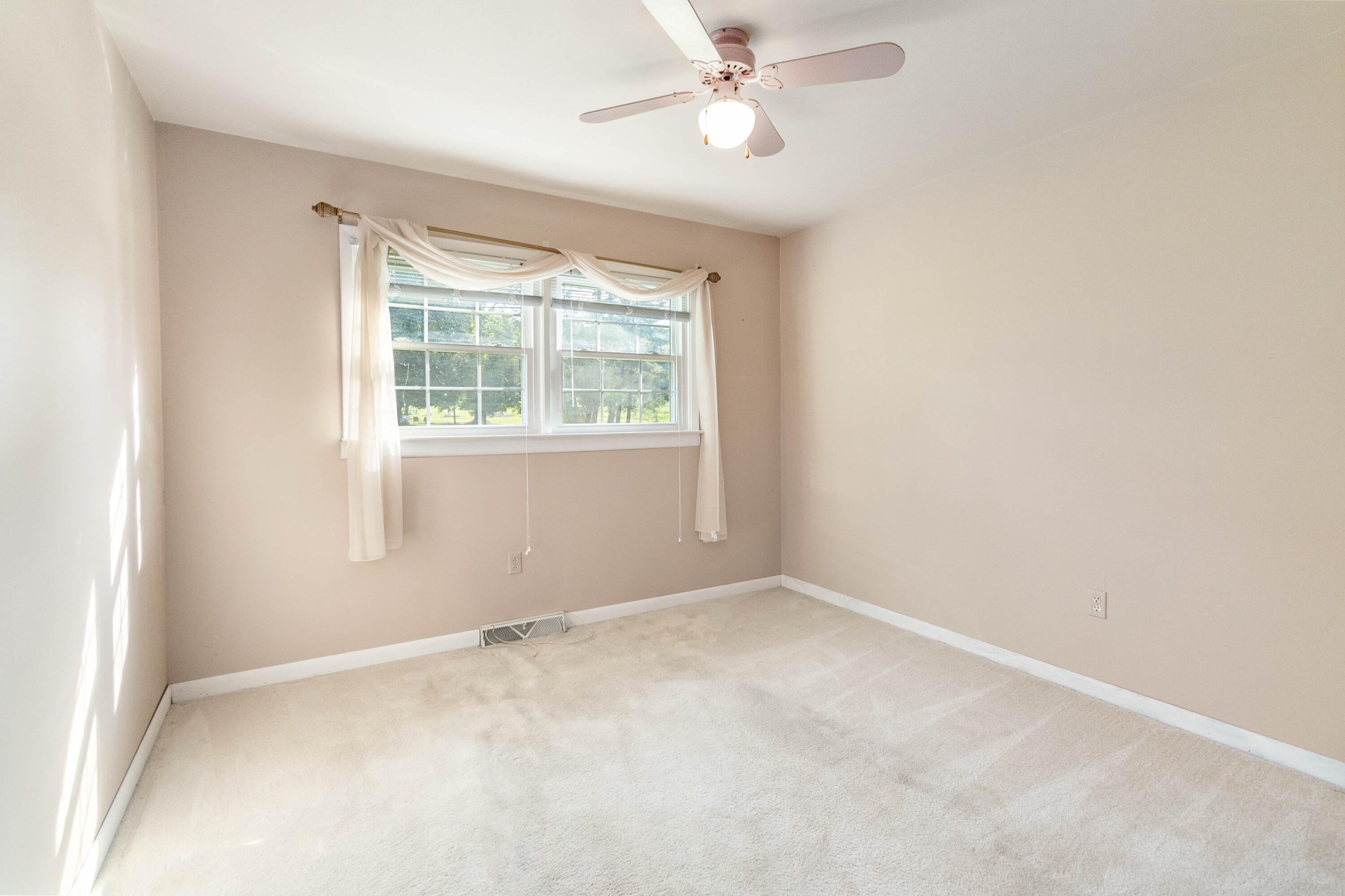 2385 5th St Road Corbin, KY 40701 - Photo 20 of 34 018