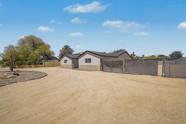 $2,750 | 7134 East Sweetwater Avenue, Scottsdale, AZ 85254