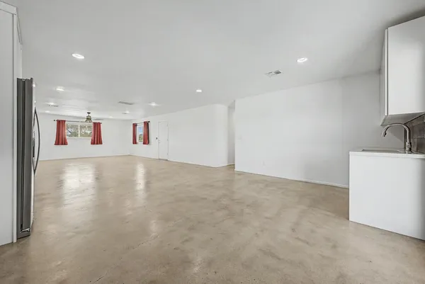 $2,750 | 7134 East Sweetwater Avenue, Scottsdale, AZ 85254