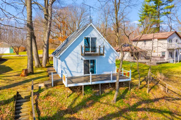 $450,000 | 27965 North Street, Gobles, MI 49055