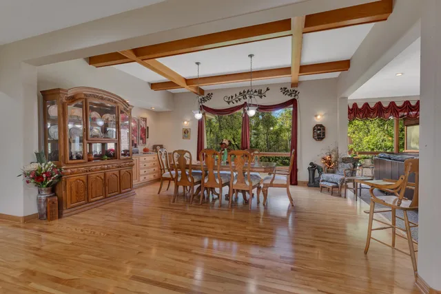 $1,100,000 | 22235 Ridgeview Drive, St. Augusta, MN 56301