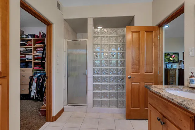 $1,100,000 | 22235 Ridgeview Drive, St. Augusta, MN 56301