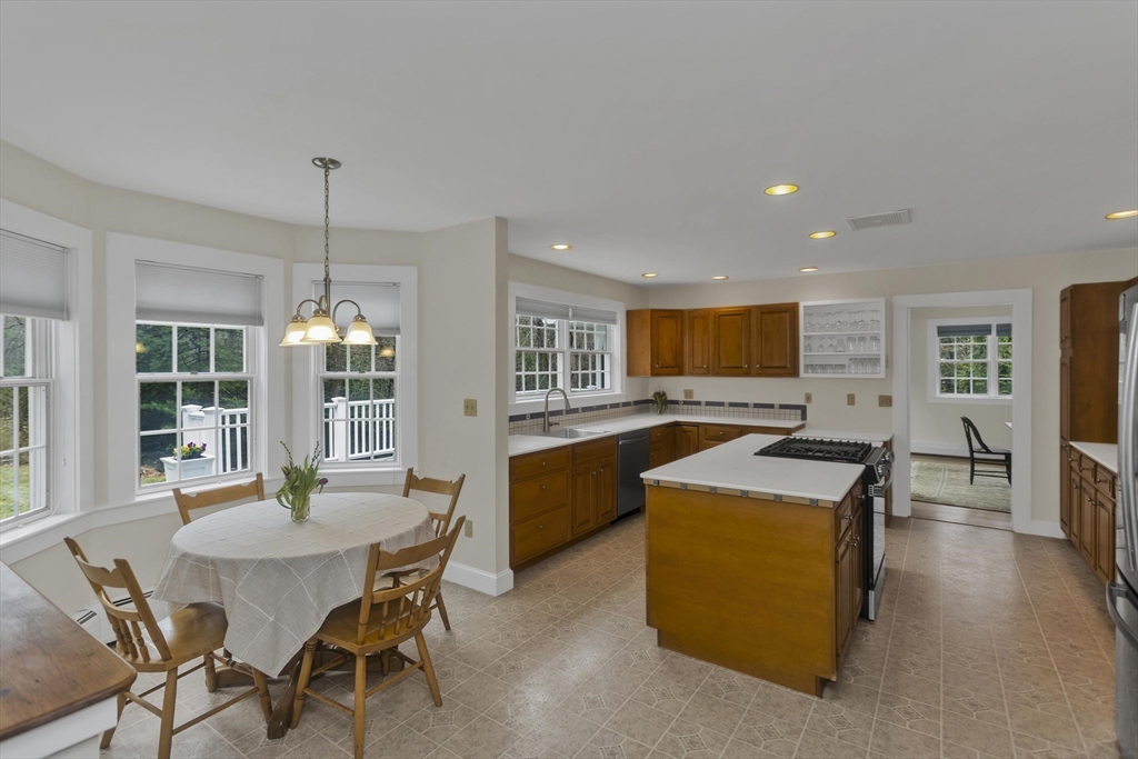 36 Trillium Way Amherst, MA 01002 - Photo 19 of 42 Gallery Image 19