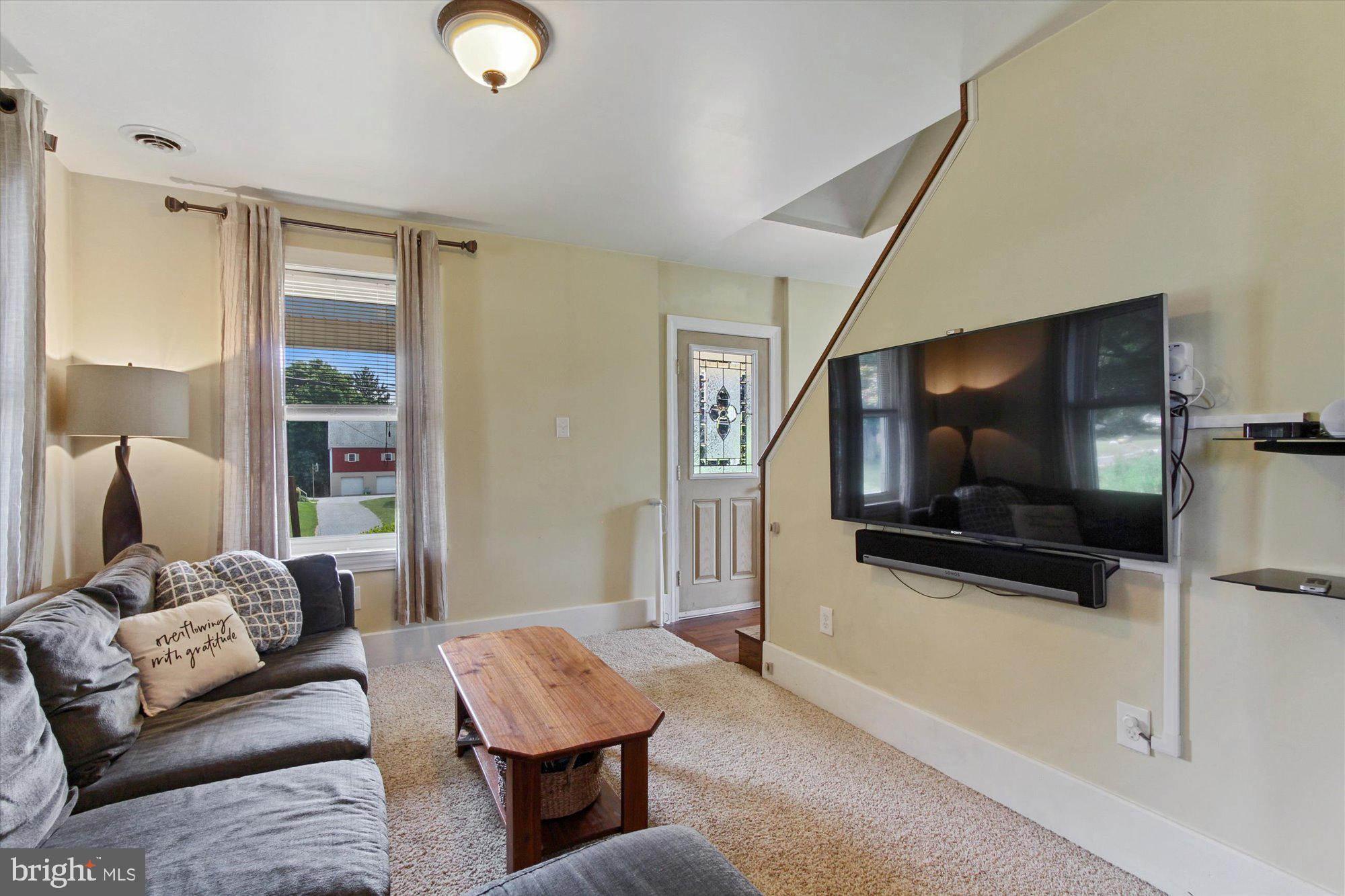 11618 Winterstown Road Red Lion, PA 17356 - Photo 3 of 28