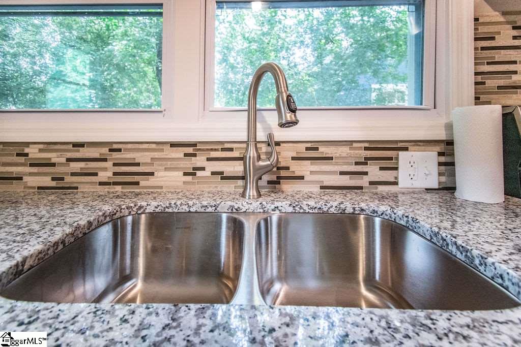 800 Perry Road Greenville, SC 29609 - Photo 9 of 34 Gallery Image 9