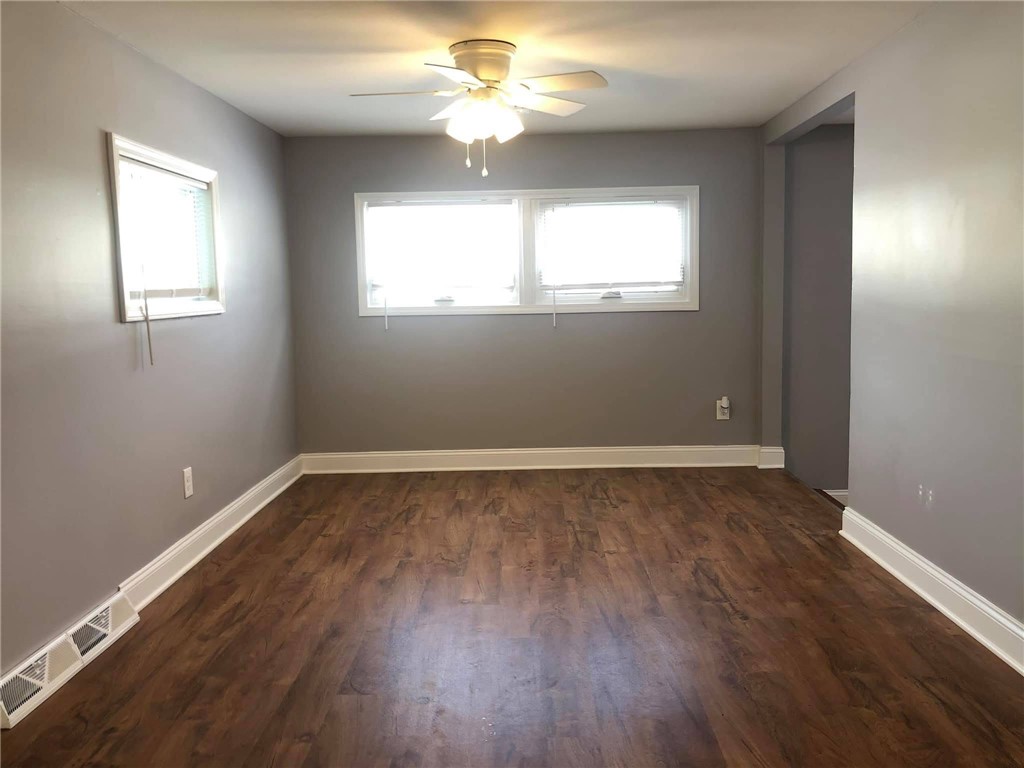 301 Hillbrook Road Camillus, NY 13219 - Photo 3 of 10 Gallery Image 3