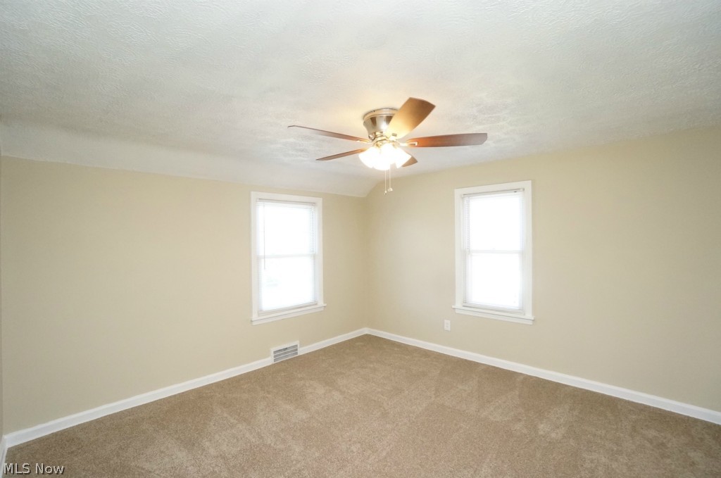 4026 Wyncote Road South Euclid, OH 44121 - Photo 12 of 25