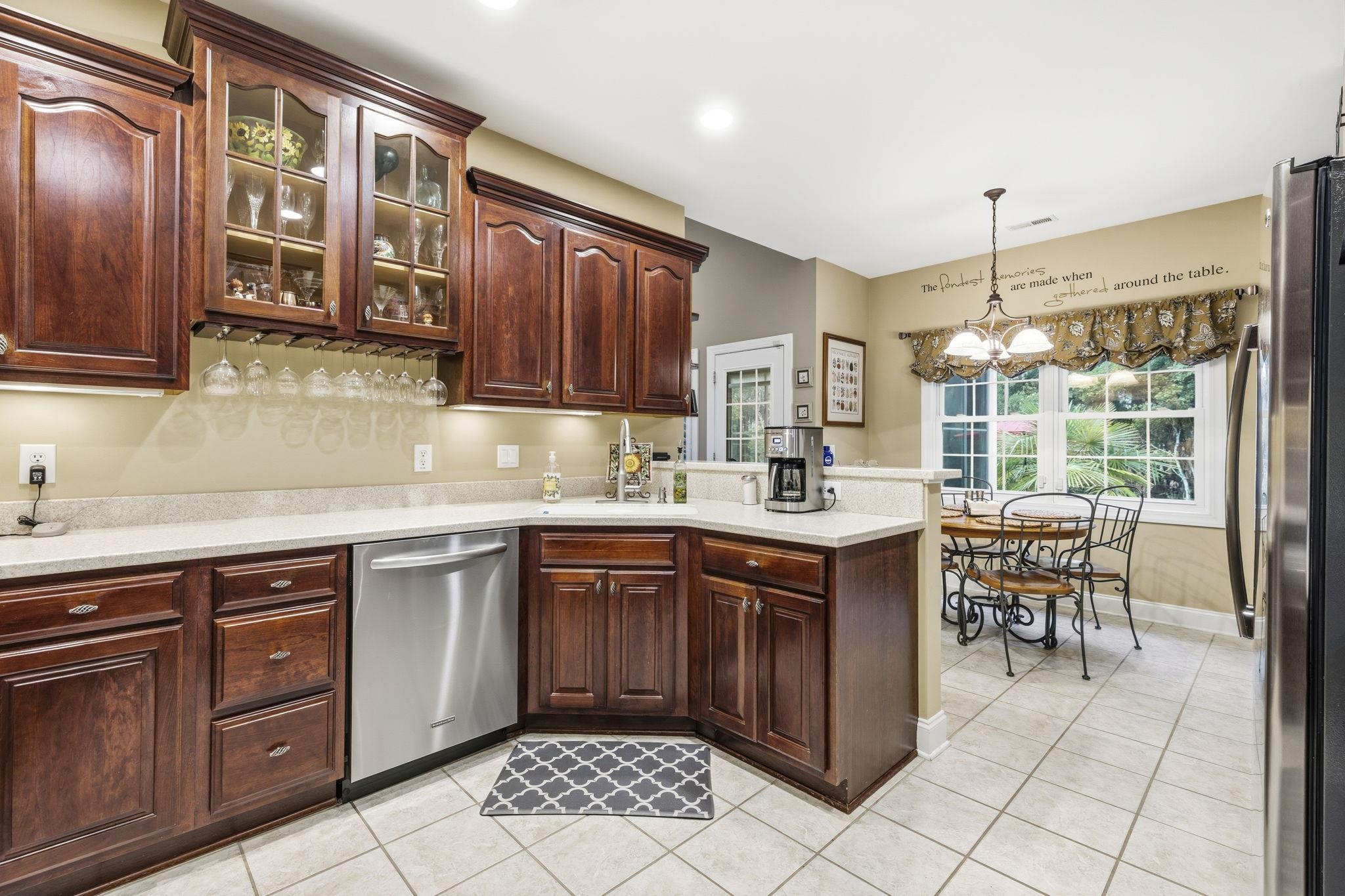 37 Highwood Circle Murrells Inlet, SC 29576 - Photo 14 of 57