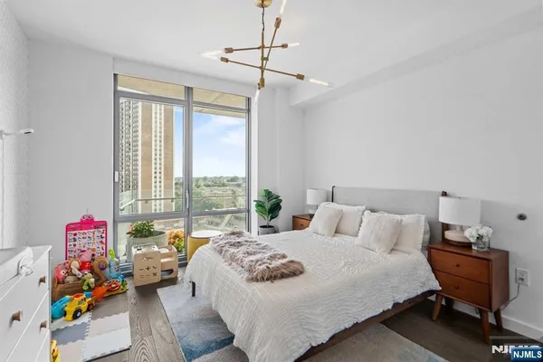 $899,000 | 320 Adolphus Avenue, Unit 803, Cliffside Park, NJ 07010
