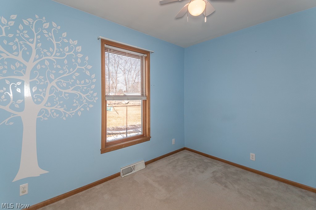 4793 Forest Road Mentor, OH 44060 - Photo 27 of 33