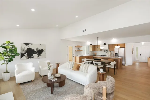 $1,099,000 | 28401 Alava, Mission Viejo, CA 92692