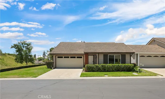$1,099,000 | 28401 Alava, Mission Viejo, CA 92692