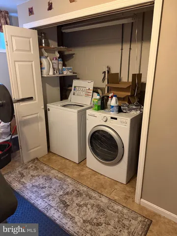 $229,000 | 80 Diller Avenue, Unit 9, New Holland, PA 17557