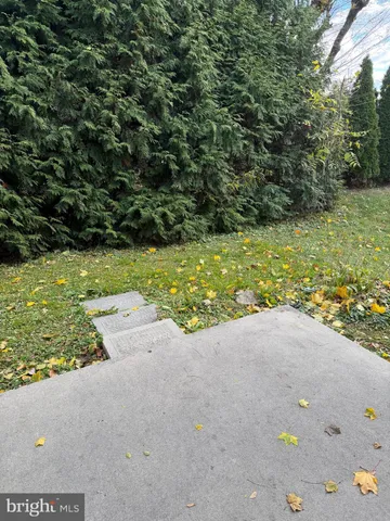 $229,000 | 80 Diller Avenue, Unit 9, New Holland, PA 17557