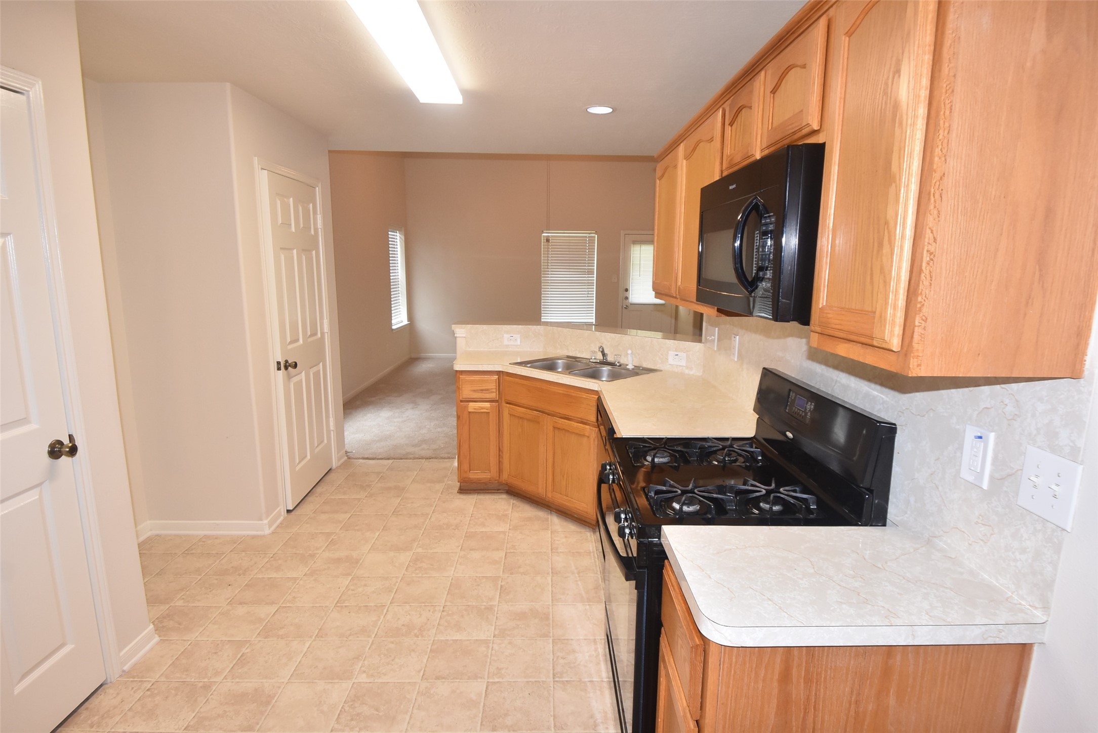 1035 Junction Court Rosenberg, TX 77471 - Photo 8 of 30