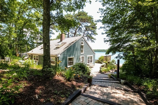155 Hooppole Road Mashpee, MA 02649 - Photo 3 of 30 Gallery Image 3