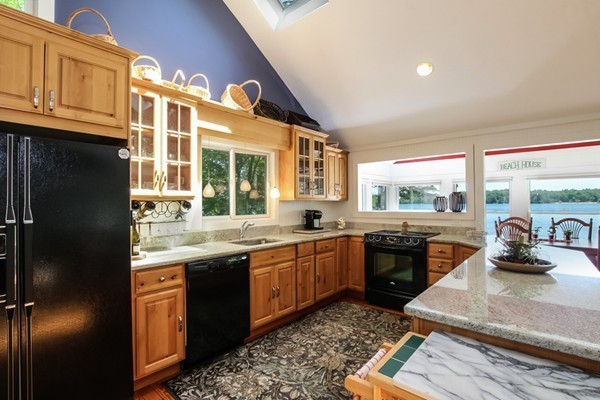 155 Hooppole Road Mashpee, MA 02649 - Photo 9 of 30 Gallery Image 9