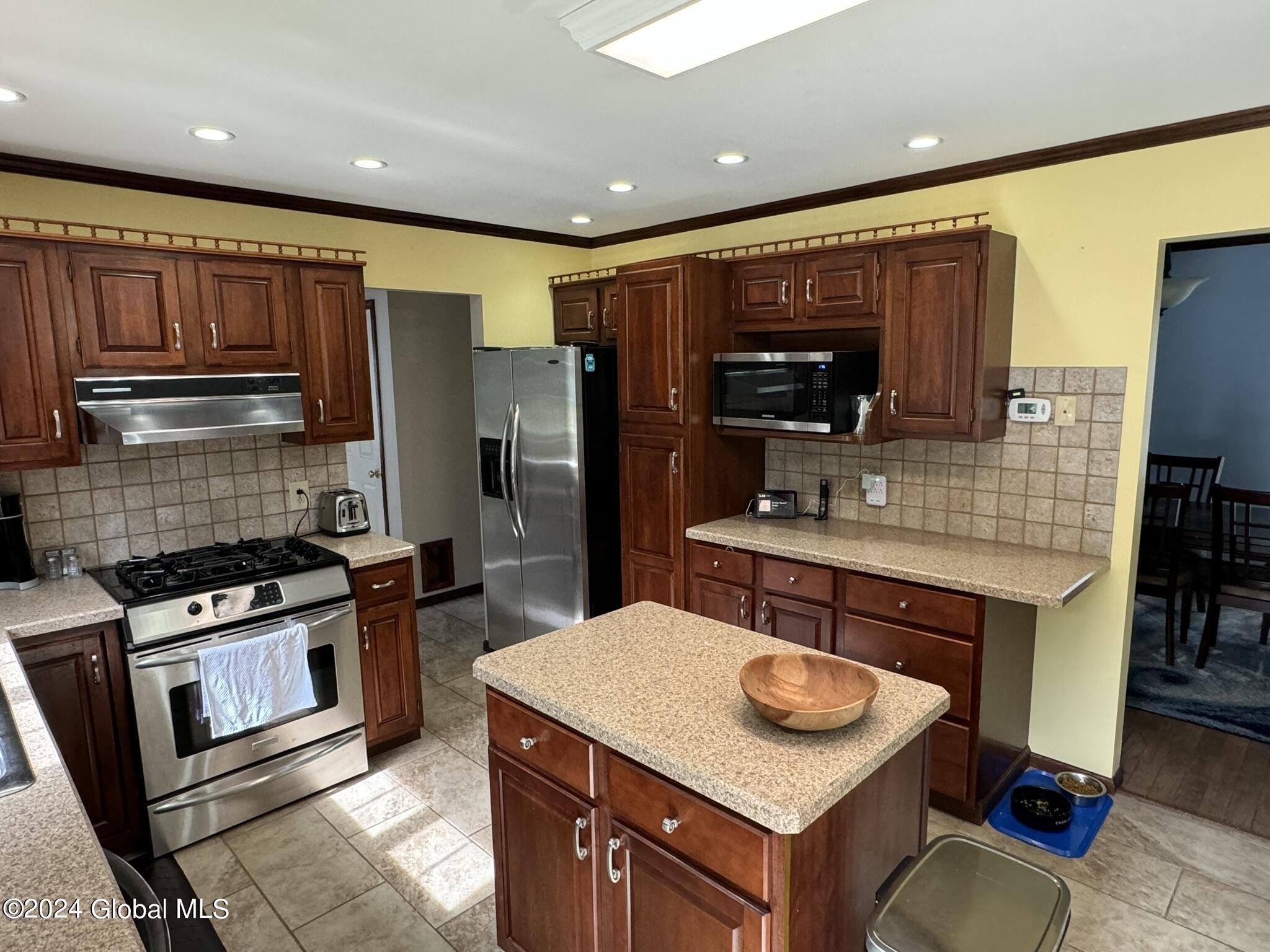 596 Luzerne Road Queensbury, NY 12804 - Photo 8 of 63 IMG_2721