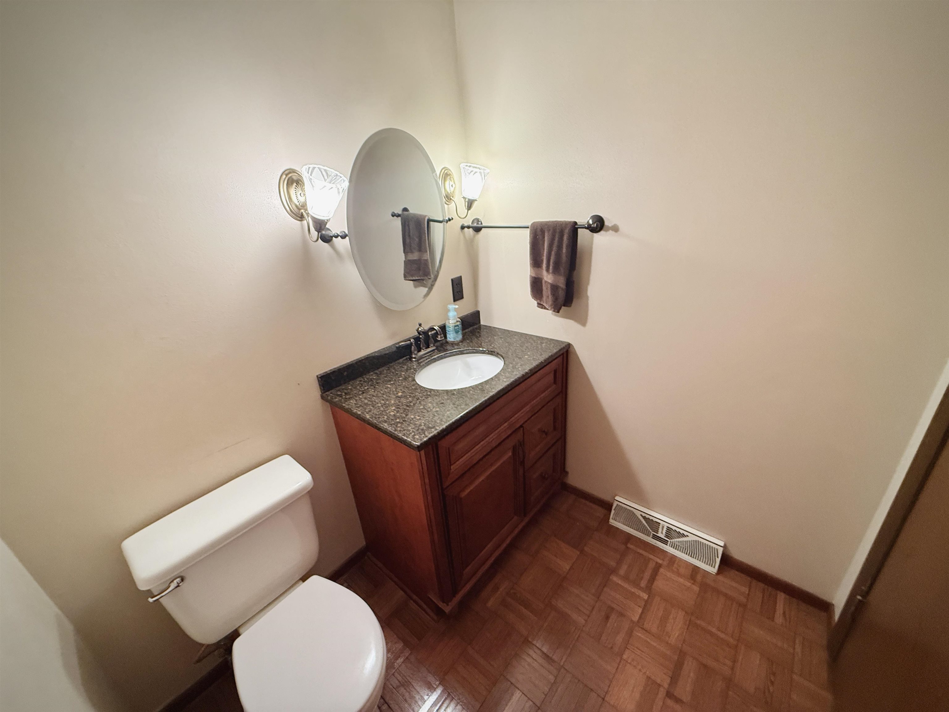237 North Kossuth Street Berlin, WI 54923 - Photo 28 of 87