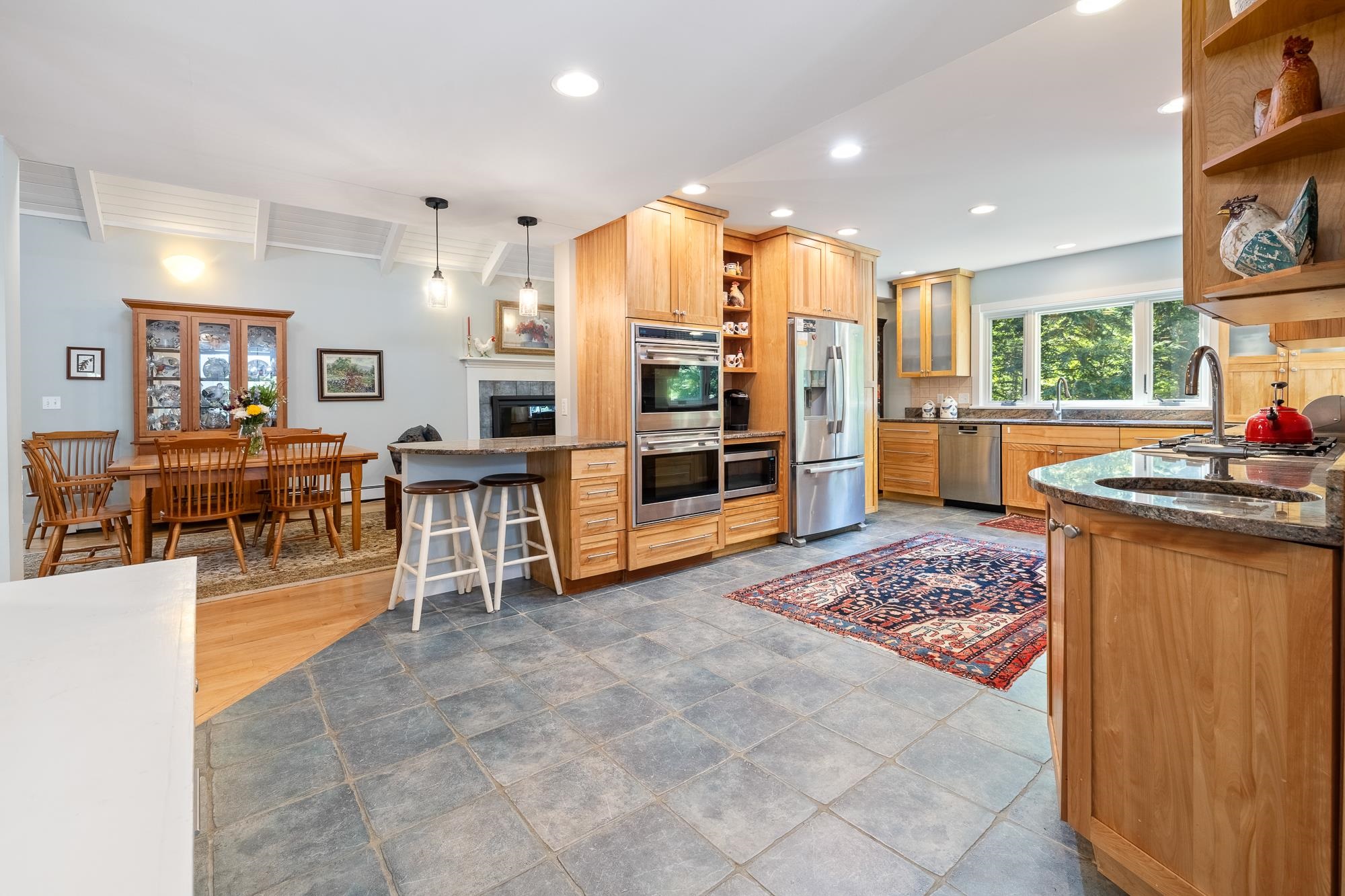 24 Low Road Hanover, NH 03755 - Photo 13 of 57