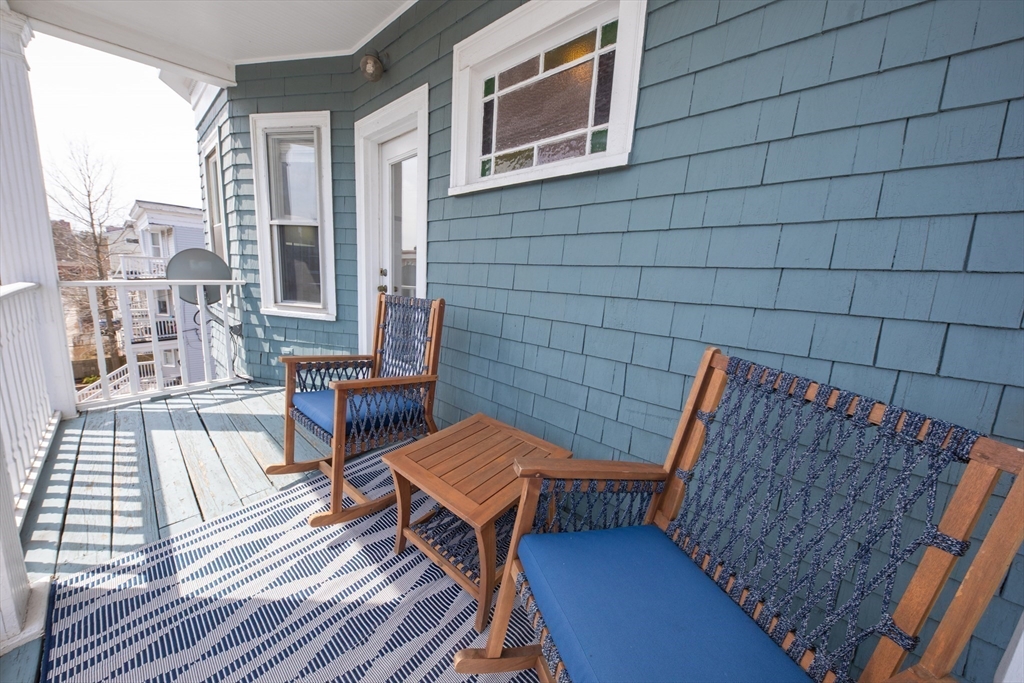 31 Washburn Avenue, Unit 3 Cambridge, MA 02140 - Photo 2 of 26