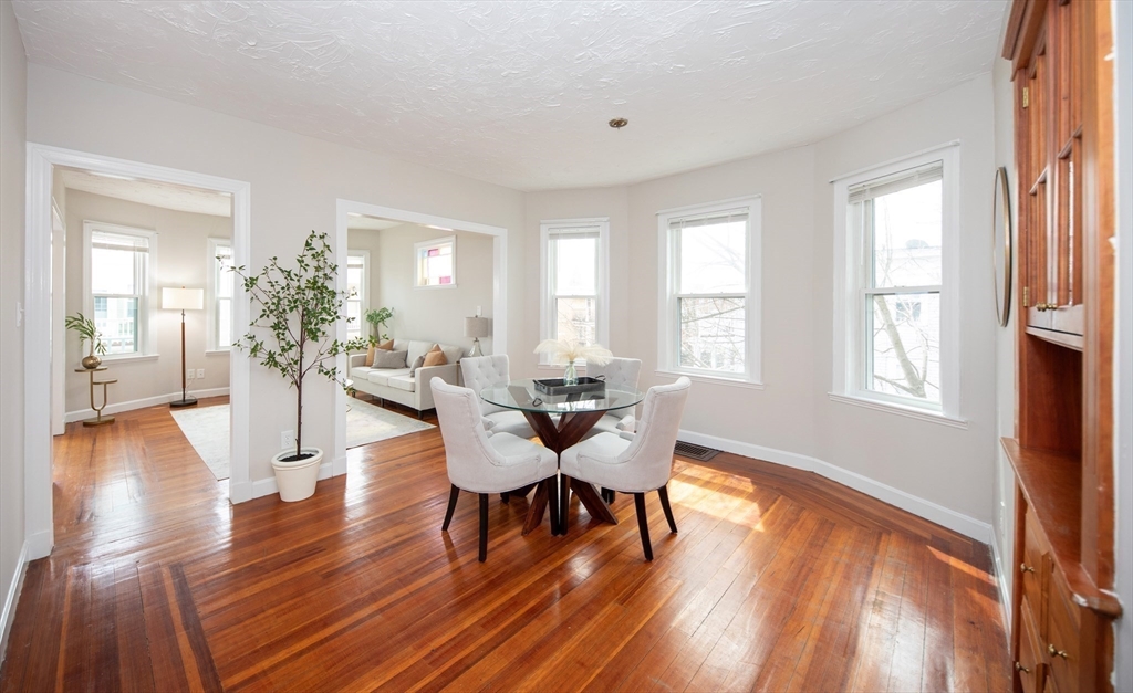31 Washburn Avenue, Unit 3 Cambridge, MA 02140 - Photo 4 of 26