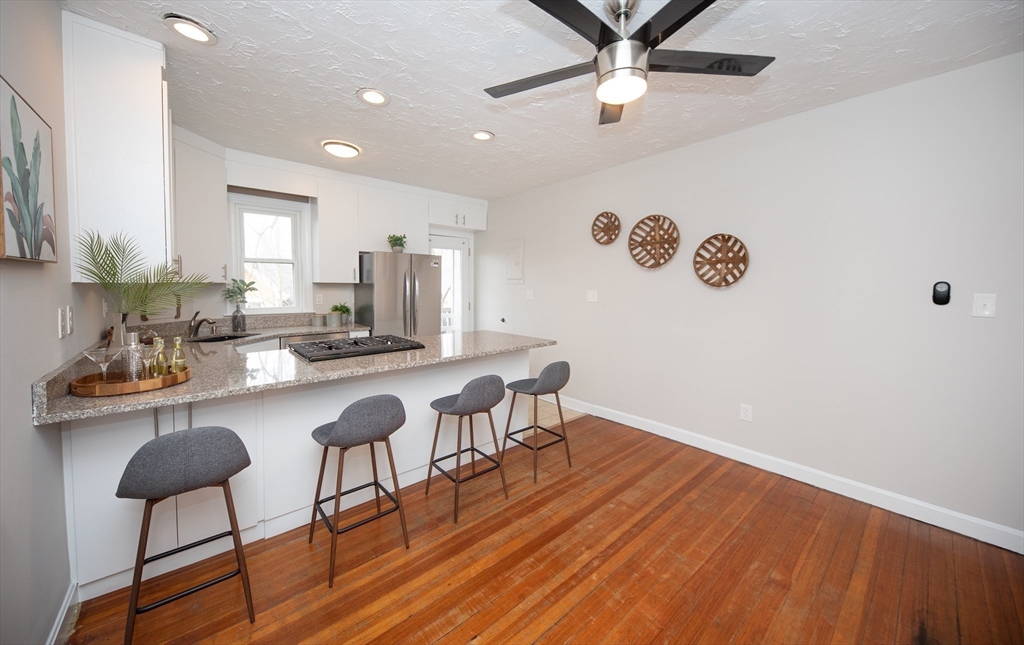 31 Washburn Avenue, Unit 3 Cambridge, MA 02140 - Photo 9 of 26