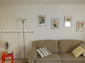 $1,400 | 2025 Northeast 164th Street, Unit 615, North Miami Beach, FL 33162