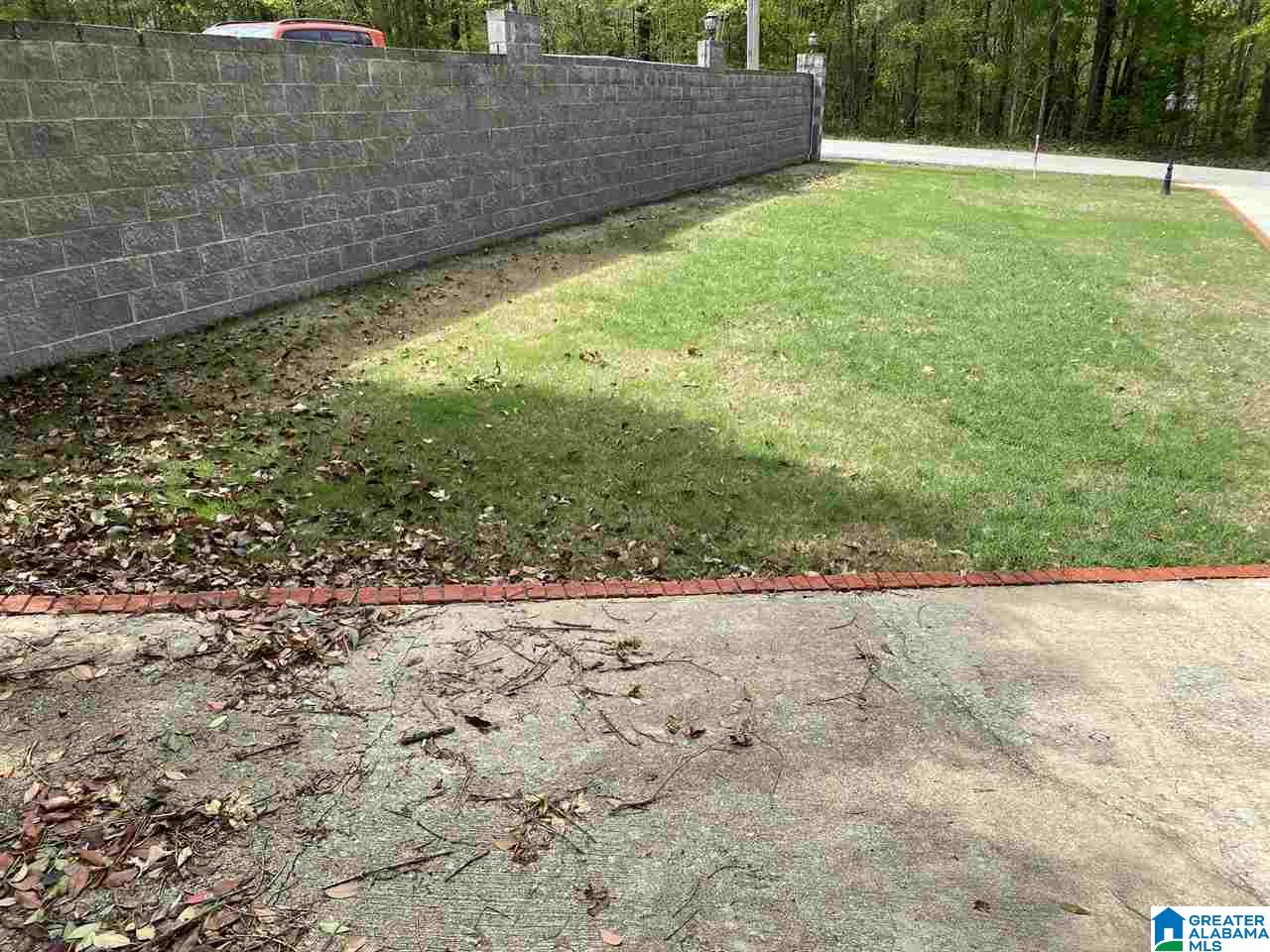 1524 Briar Cliff Road Rainbow City, AL 35906 - Photo 6 of 41