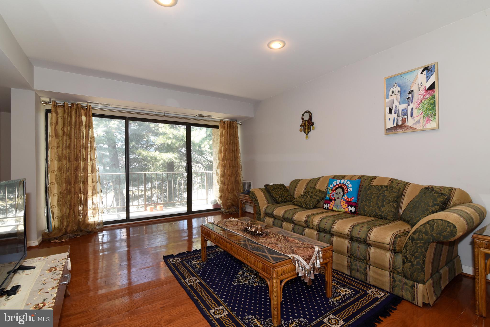 2071 Royal Fern Court, Unit 21B Reston, VA 20191 - Photo 8 of 22