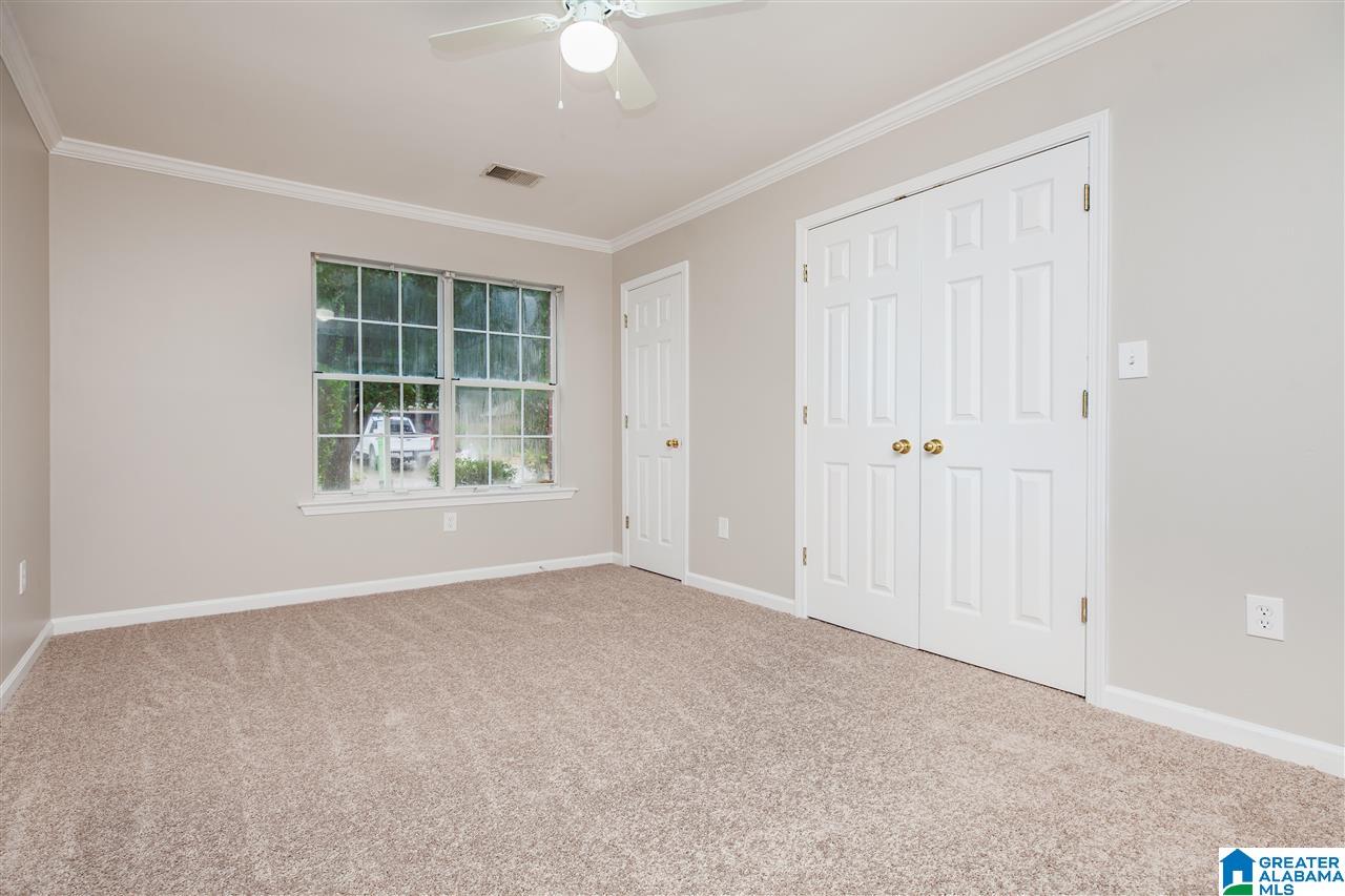 112 Lake Terrace Alabaster, AL 35007 - Photo 6 of 33
