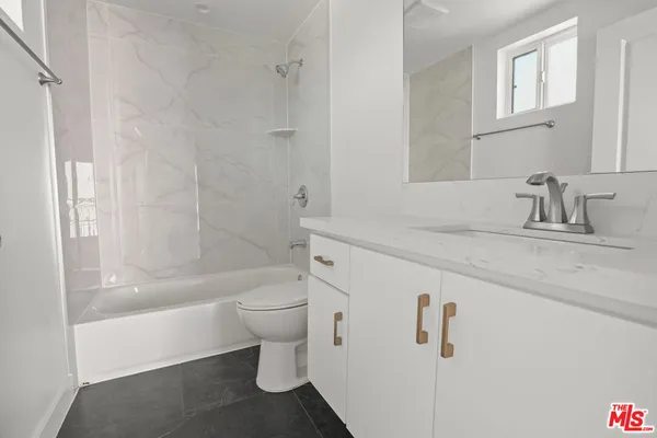 $3,391 | 1261 Browning Boulevard, Los Angeles, CA 90037