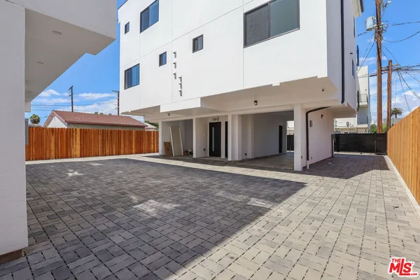 $3,391 | 1261 Browning Boulevard, Los Angeles, CA 90037