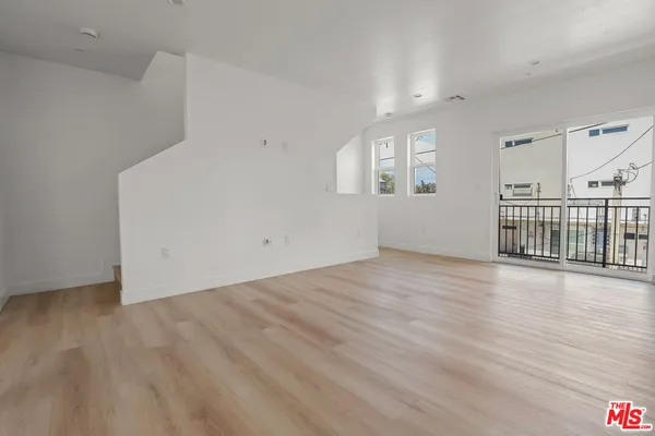 $3,391 | 1261 Browning Boulevard, Los Angeles, CA 90037