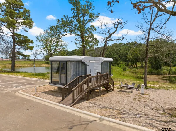 $235,000 | 50 County Road 3227, Unit 124, Mount Pleasant, TX 75455